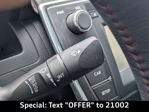 Used 2017 Toyota Camry SE FWD image 28