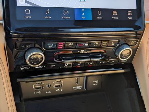 Used 2022 Jeep Grand Cherokee Summit image 30