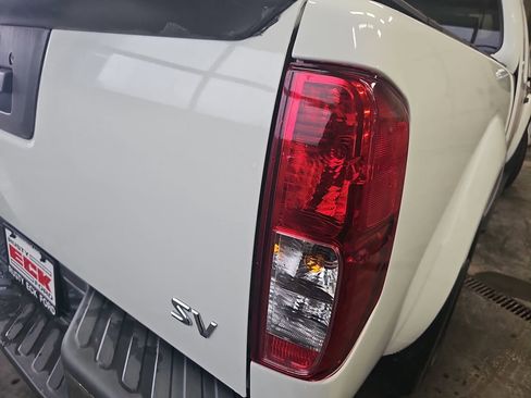 Used 2019 Nissan Frontier SV RWD image 32