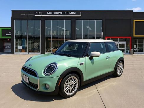 New 2026 MINI Cooper S image 1