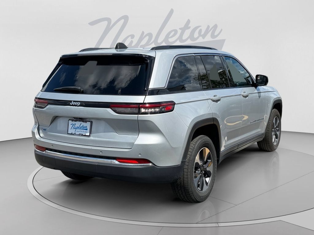 Used 2024 Jeep Grand Cherokee Limited 4xe AWD/4WD image 6