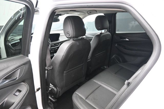 Used 2024 Buick Encore GX Sport Touring AWD/4WD image 12