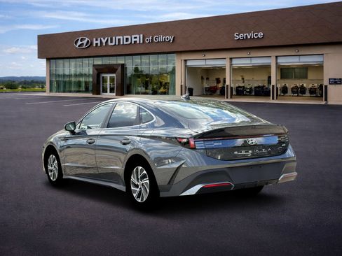 New 2026 Hyundai Sonata Blue FWD image 5