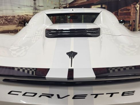 Used 2023 Chevrolet Corvette Stingray Premium Conv RWD image 31
