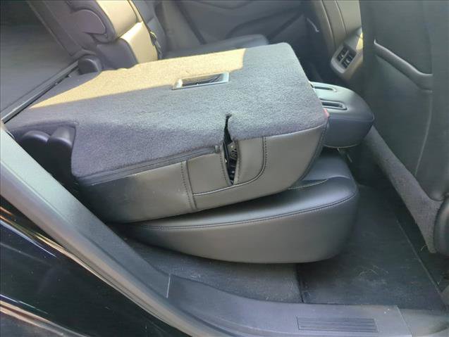 Used 2018 Chevrolet Equinox Premier FWD image 25