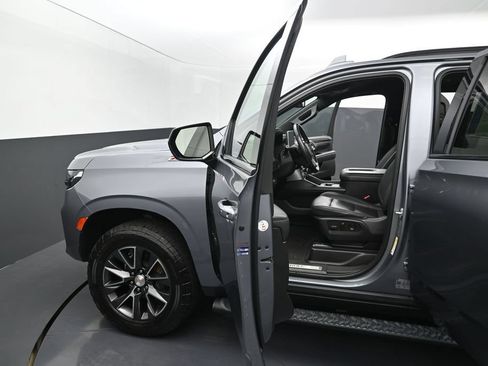 Certified 2022 Chevrolet Tahoe Z71 AWD/4WD image 13