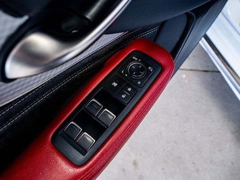 Used 2018 Lexus LS 500 F Sport w/ Accessory Package (Z2) image 34