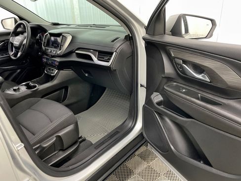 Certified 2022 GMC Terrain SLE w/ Driver Convenience Package image 35