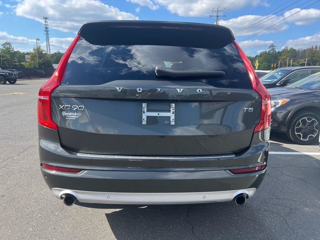 Used 2018 Volvo XC90 T5 Momentum w/ Convenience Package FWD image 5