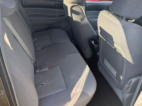 Used 2012 Toyota Tacoma 4x4 Double Cab w/ SR5 Pkg image 10