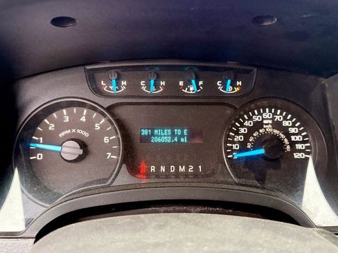 Used 2013 Ford F150 STX w/ Mid Equipment Group AWD/4WD image 10