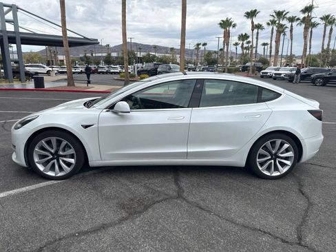 Used 2020 Tesla Model 3 Long Range AWD/4WD image 8