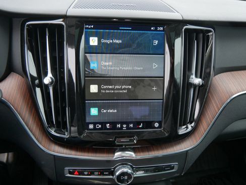 Certified 2023 Volvo XC60 T8 Plus w/ Protection Package Premier image 13