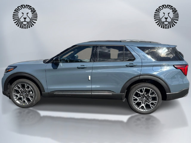 New 2027 Ford Explorer Platinum w/ 3.0L Ultimate Package AWD/4WD image 10