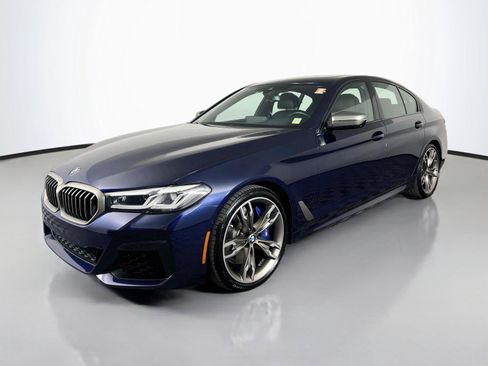 Used 2023 BMW M550i xDrive w/ Executive Package AWD/4WD image 2