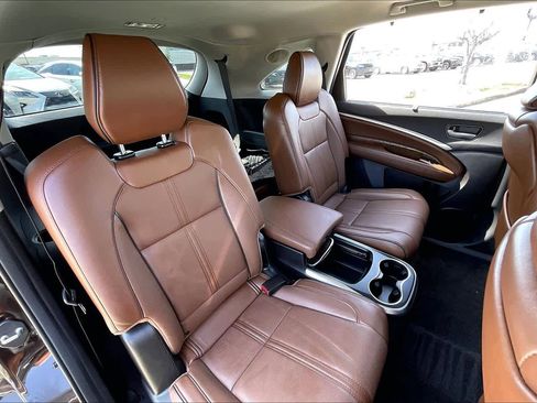 Used 2018 Acura MDX FWD w/ Advance Package image 17
