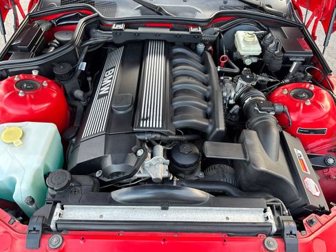 Used 1998 BMW Z3 2.8 RWD image 6