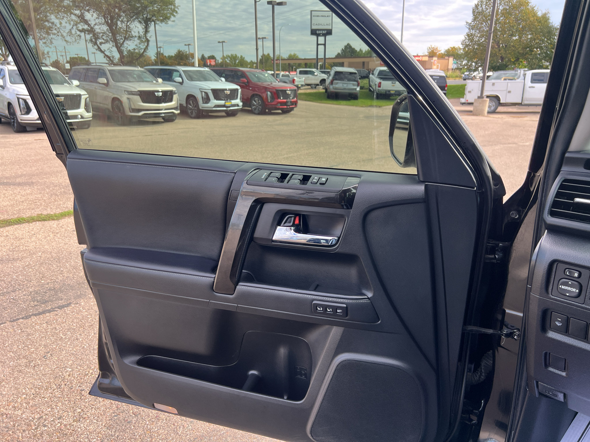 Used 2021 Toyota 4Runner Nightshade AWD/4WD image 22