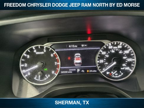 Used 2024 Nissan Rogue S FWD image 12
