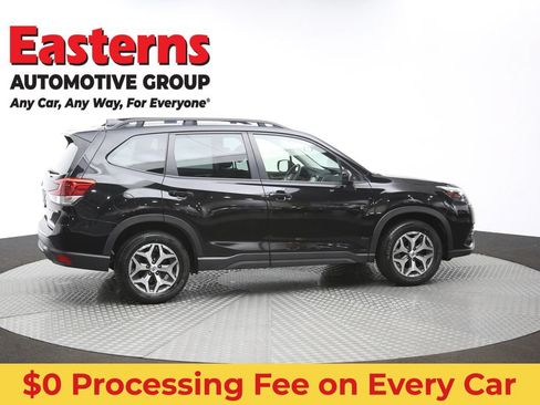 Used 2023 Subaru Forester Premium AWD/4WD image 48