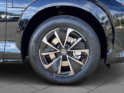 New 2026 Lexus RZ 350e image 9