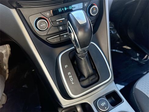 Used 2017 Ford C-MAX SE image 19