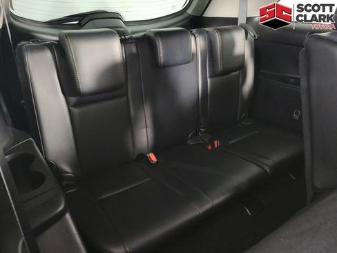 Used 2017 Toyota Highlander XLE FWD image 15