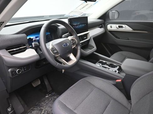 New 2026 Ford Explorer Active image 19