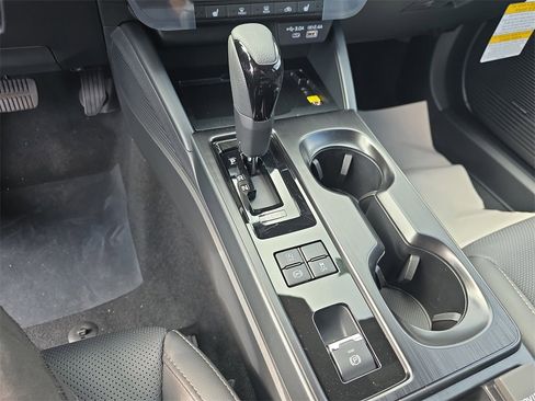 New 2026 Subaru Outback Limited image 20