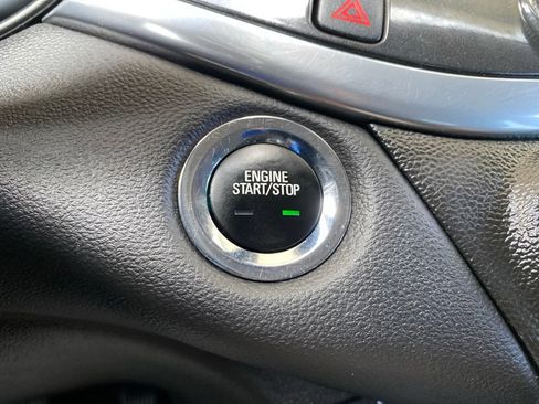 Used 2019 Chevrolet Impala LT w/ LT Convenience Package FWD image 16