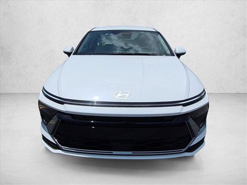 Certified 2026 Hyundai Sonata SE FWD image 2