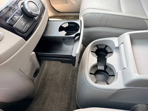 Used 2015 Honda Odyssey EX-L image 48
