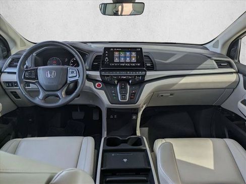 Used 2025 Honda Odyssey EX-L image 16