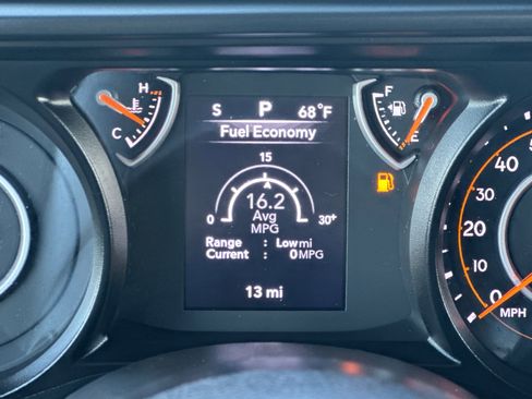 New 2025 Jeep Gladiator Nighthawk image 22