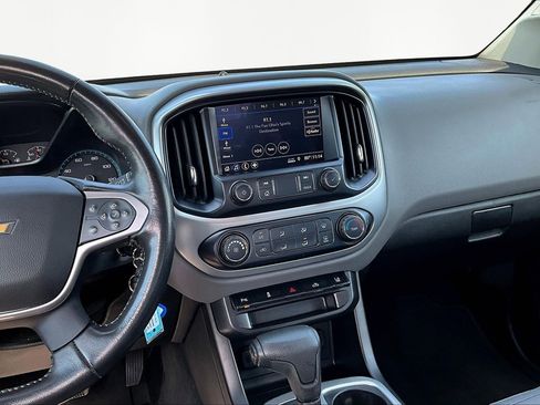 Used 2020 Chevrolet Colorado LT w/ Safety Package image 9