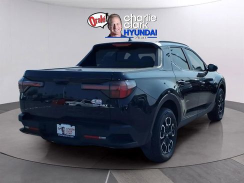 Used 2023 Hyundai Santa Cruz SEL Premium w/ Winter Package image 5