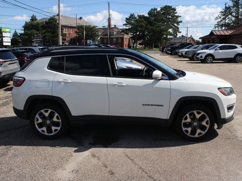 Used 2020 Jeep Compass Limited AWD/4WD image 4