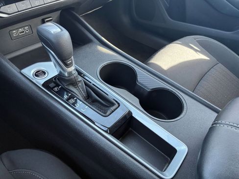 Used 2025 Nissan Altima 2.5 SV image 39