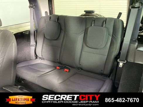 Used 2021 Jeep Wrangler Sport AWD/4WD image 26