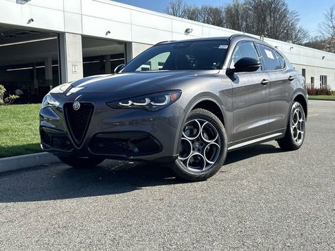 New 2026 Alfa Romeo Stelvio Sprint w/ Convenience Package AWD/4WD image 1
