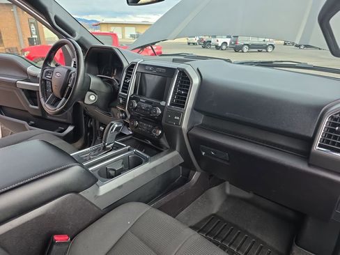 Used 2016 Ford F150 XLT w/ Equipment Group 302A Luxury image 26