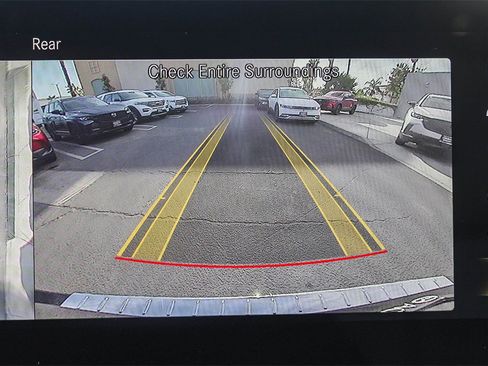 Used 2021 Mercedes-Benz GLE 350 w/ Premium Package image 24