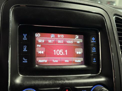 Used 2017 Dodge Durango SXT w/ 3rd Row Seating Group image 9