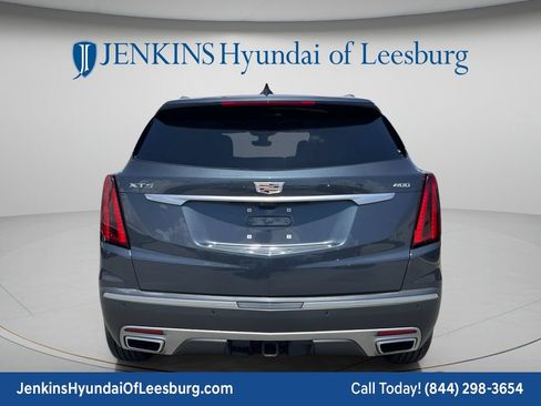 Used 2021 Cadillac XT5 Premium Luxury FWD image 4