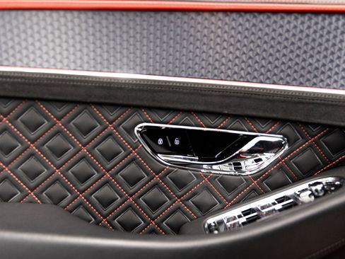 Used 2024 Bentley Continental GT Speed image 23