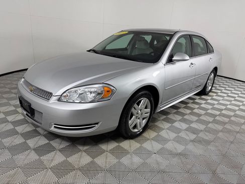 Used 2012 Chevrolet Impala LT w/ LT Sunroof Package FWD image 9