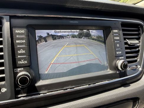 Used 2020 Kia Sedona EX FWD image 14