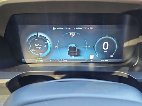 Used 2023 Ford F150 Lightning Lariat image 11