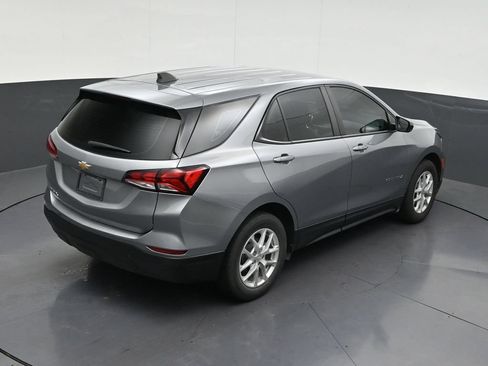 Used 2023 Chevrolet Equinox LS FWD image 19