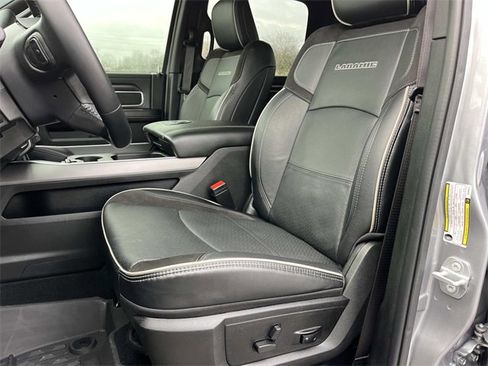 Used 2024 RAM 3500 Laramie w/ Night Edition image 35